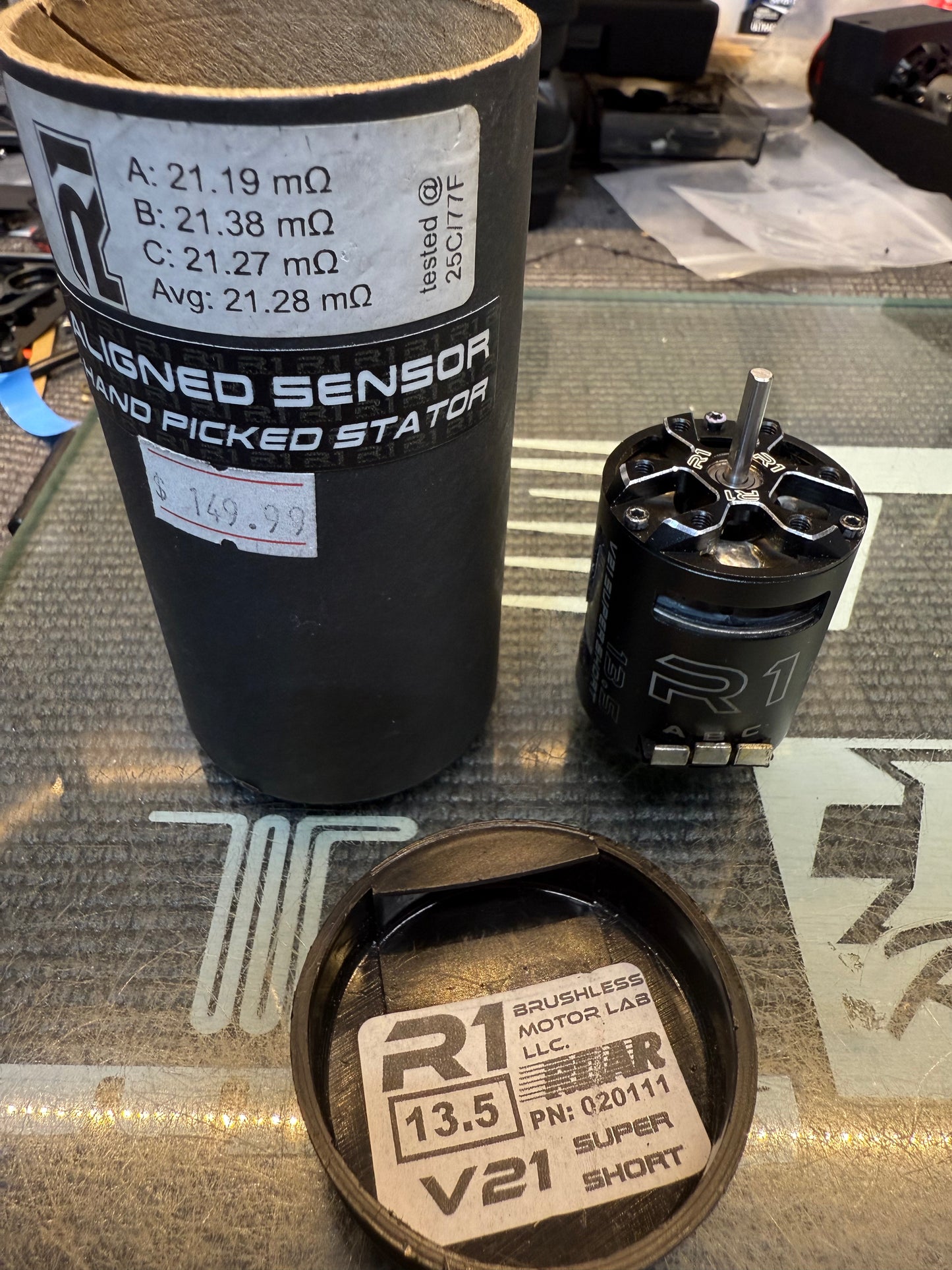 USED - R1 13.5 V21 Super Short