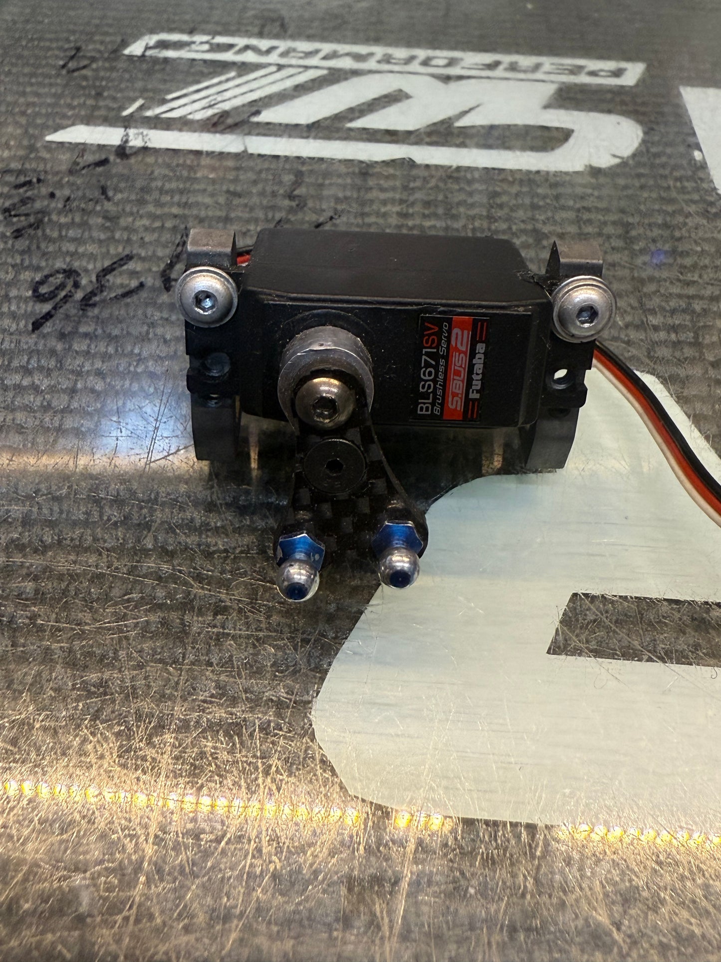 USED - Futaba BLS671SV - cracked case